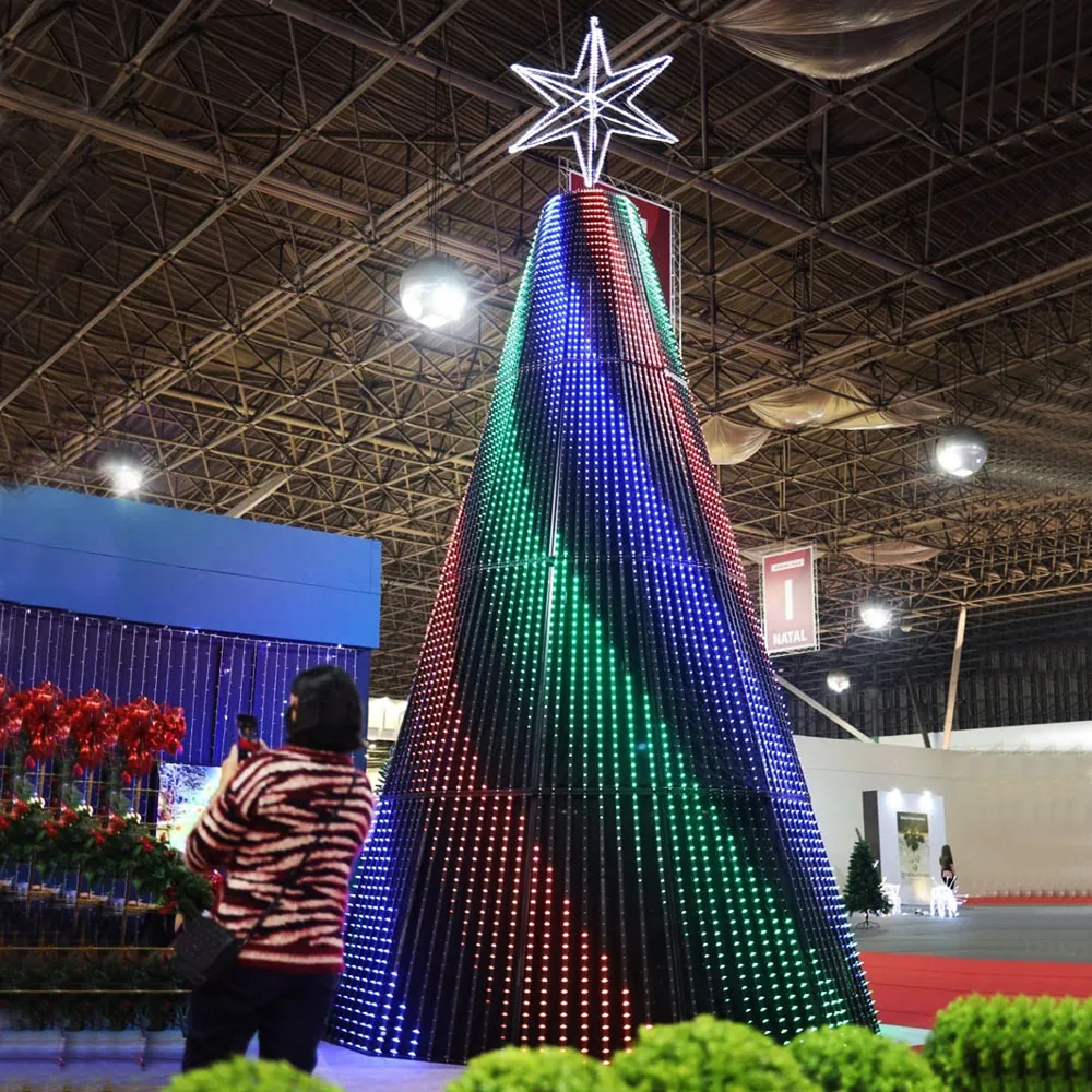 Árvore de Natal luminosa gigante LED em estrutura metálica para praças e prefeituras